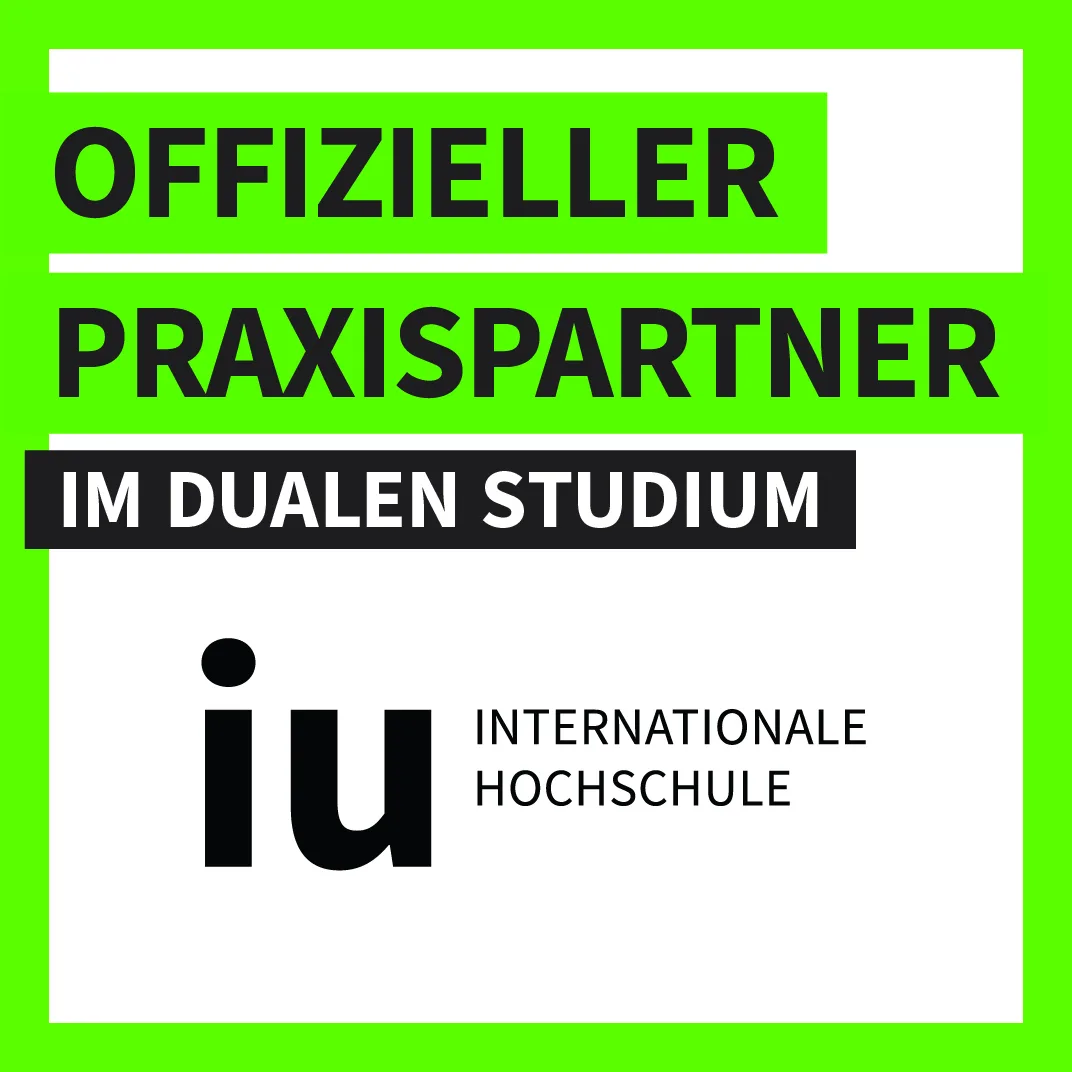 Grün-weißes Praxispartnerlogo der Internationalen Hochschule